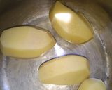Foto del paso 2 de la receta: Budín de acelga con papas y carne