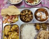 पूर्वी यूपी की प्रसिद्ध थाली मूंग की दाल की कढ़ी (मूंगोड़ी)चावल,जीरा आलू,कचरी,पापड़,चटनी, अचार रोटी साथ में बेसन के लड्डू रेसिपी चरण 19 फोटो