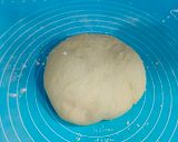 Gambar langkah 2 resipi Roti Manis.