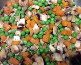Foto del paso 3 de la receta: Albóndigas a la jardinera
