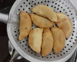 Foto langkah ke 3 dari resep Pastel pisang coklat.