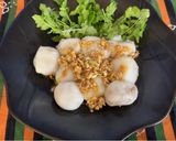 A picture of step 7 of Meatball Mochi.