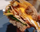 Foto del paso 6 de la receta: Bocadillo de Pastrami y Huevo