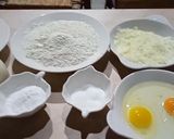Φωτογραφία βήματος 1 της συνταγής Αλμυρά pancakes με κολοκυθάκια και γραβιέρα