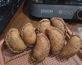 Foto langkah ke 7 dari resep Pastel Pisang Coklat.