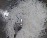 Foto langkah ke 1 dari resep Bihun Godog.