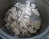 Foto del paso 5 de la receta: Pollo en crema de plátano y pimientos