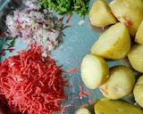 વેજીટેબલ કટલેસ (Vegetable Cutlet Recipe In Gujarati) રેસીપી સ્ટેપ1ફોટો