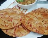 A picture of step 9 of Beetroot puri with white chana.