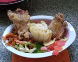 Foto del paso 1 de la receta: Caldo de cogotes de pollo