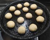 Foto del paso 4 de la receta: Pancitos chip integrales sin manteca y sin leche
