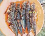 Foto langkah ke 5 dari resep Ikan goreng bumbu kuning sambal balado.