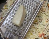 हेल्दी नाचणी पिझ्झा (Healthy Nachni Pizza) Lunch recipe रेसिपी स्टेप 5 फोटो 