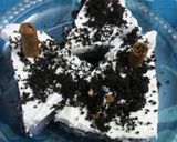 A picture of step 4 of Blueberry chilled cake without oven.