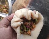 A picture of step 5 of Carrot-peas parantha.