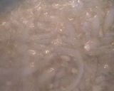 Foto del paso 3 de la receta: Sopa de cebolla (soupe á l‘ oignons)
