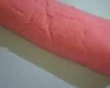 Foto langkah ke 6 dari resep Strawberry Japanese roll cake feminim.
