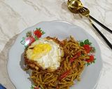 Foto langkah ke 4 dari resep Mie Goreng Bumbu Kacang.