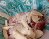 Foto langkah ke 2 dari resep Steam pork garlic/tim daging babi.