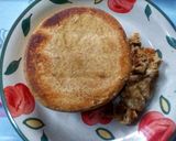 A picture of step 1 of Fried Bread añd Chilli Pepper Omelette.