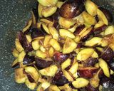 Szilvakrémleves túrógaluskával recept fázis 1 fotója