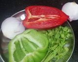A picture of step 2 of Suji Uttapam.