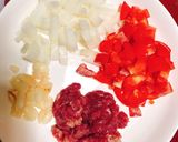 Hình bước làm 1 của món Mì ý bò bằm