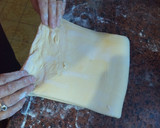 Foto del paso 6 de la receta: Masa hojaldrada para empanadas