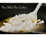 Foto langkah ke 3 dari resep Nasi Uduk Pecel Lele (Rice Cooker).