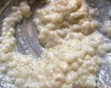 A picture of step 2 of Sabudana Khoya payas.