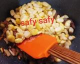 A picture of step 2 of Fava Bean Koshari.