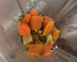 Foto del paso 2 de la receta: Papilla para bebé de guisantes, calabaza y zanahoria