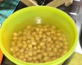A picture of step 1 of Chana Masala Punjabi Style.