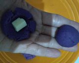 Foto langkah ke 4 dari resep Bola Ubi Ungu Kopong isi Keju.