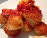 A picture of step 8 of Patatas Bravas.