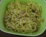 Foto langkah ke 13 dari resep Mie Nasi Goreng Bintang Puyuh.