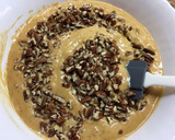 Foto del paso 8 de la receta: Rosca de Bizcocho de Calabaza con Nueces y Glaseado de Panela