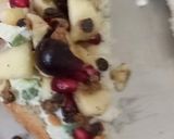 A picture of step 3 of Apple cabbage sandwich.
