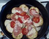 Foto del paso 4 de la receta: Berenjena salteada con jamón queso y tomate