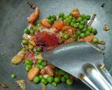 A picture of step 3 of Baingan ka bharta.