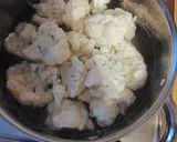 A picture of step 1 of Cauliflower and Avocado mash.