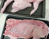 Foto del paso 1 de la receta: Lechoncito al horno al estilo de la Tete para Navidad 🎄
