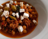 Foto del paso 16 de la receta: Garbanzos con costillas y pimiento asado con queso Feta