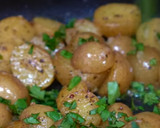 Foto del paso 4 de la receta: Papas a la Mantequilleishon