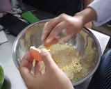 Foto langkah ke 2 dari resep Quiche Lorraine.