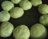 Foto langkah ke 5 dari resep Bomboloni empuk.