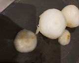 Une image de l'étape 4 de Oignons farcis.