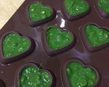 A picture of step 7 of Matcha chocolate for Valentine's Day 2019.