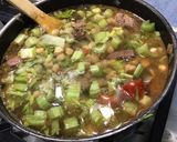 Une image de l'étape 16 de Soupe au bœuf, céleri, tomates et pois chiches.