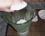 A picture of step 2 of Mint Lassi 💚🥛🇮🇳🇵🇰.